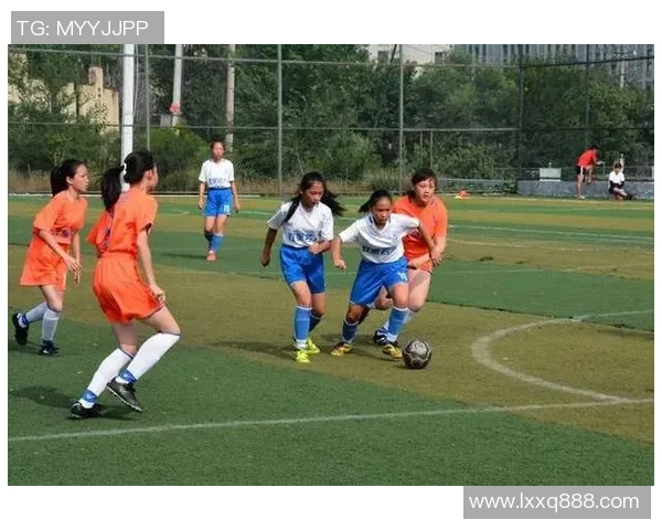 走进足球明星班的课堂体验与成长之旅